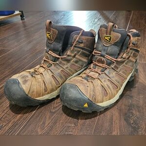 Keen steel toe boots